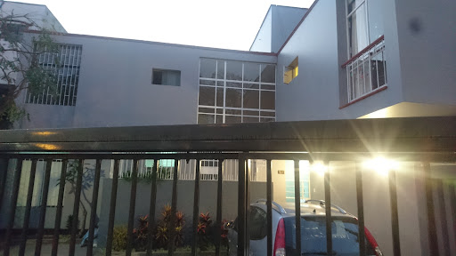 Instituto de Portugués DA SILVA CORDEIRO