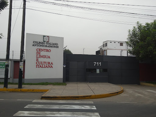 Colegio Italiano Antonio Raimondi