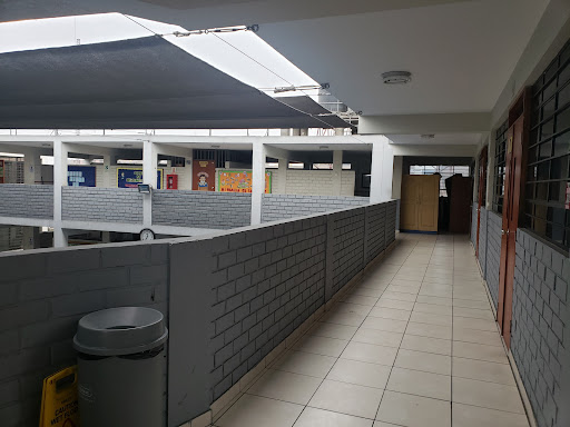 Colegio Saco Oliveros El Agustino