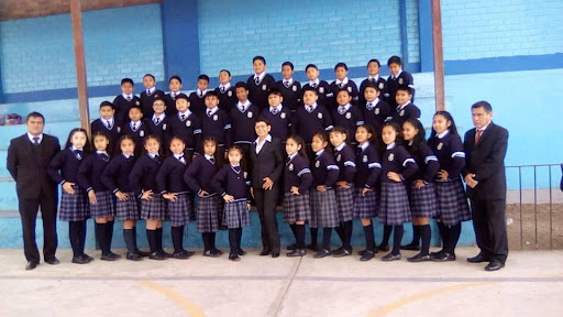 Santa Maria De Lurin