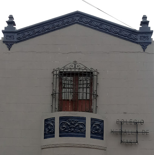 I.E.P. "Medalla de María"