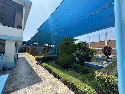 I.E. Parroquial Junior Cesar De los Rios