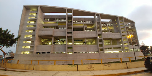 Universidad de Ingeniería y Tecnología - UTEC