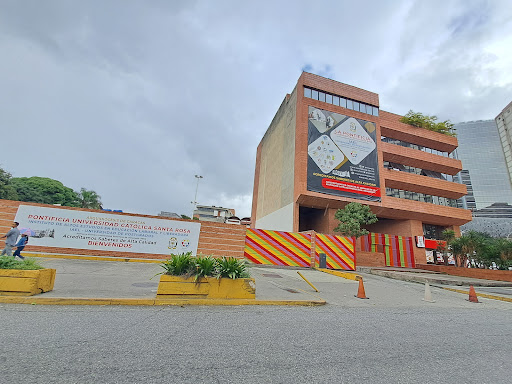 Pontificia Universidad Católica Santa Rosa