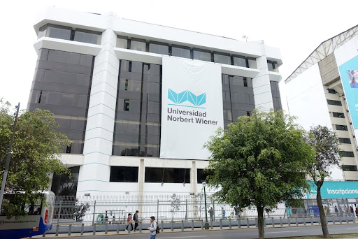 Universidad Norbert Wiener