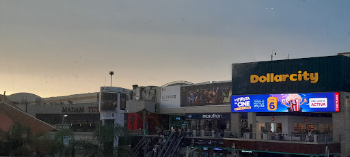 Mega plaza